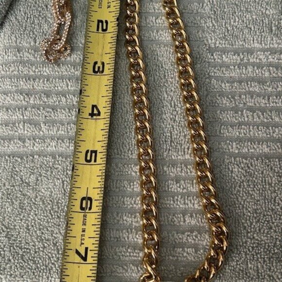 Classic Gold and faux Diamond Choker - Picture 7 of 7